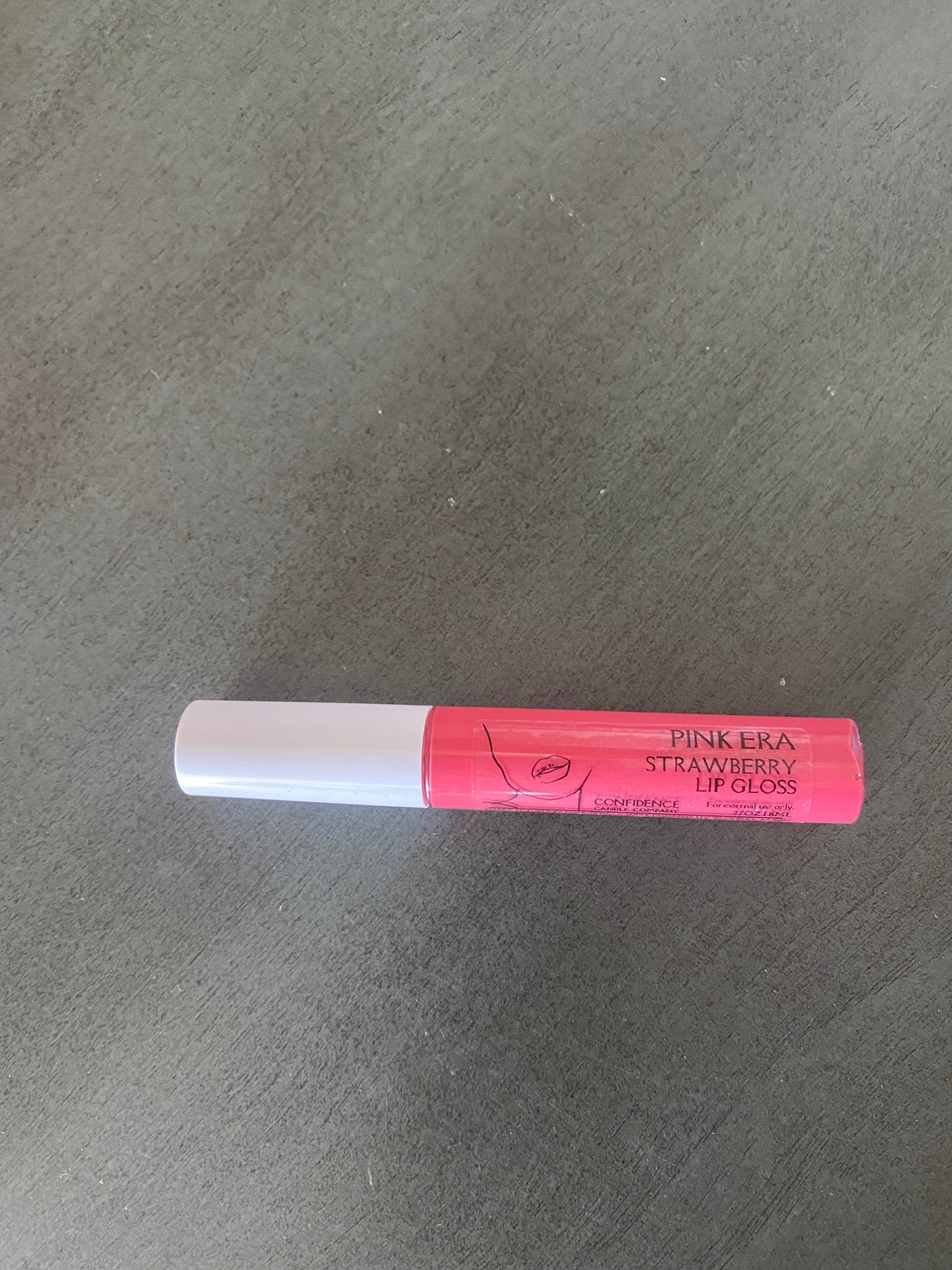 PINK ERA lip gloss