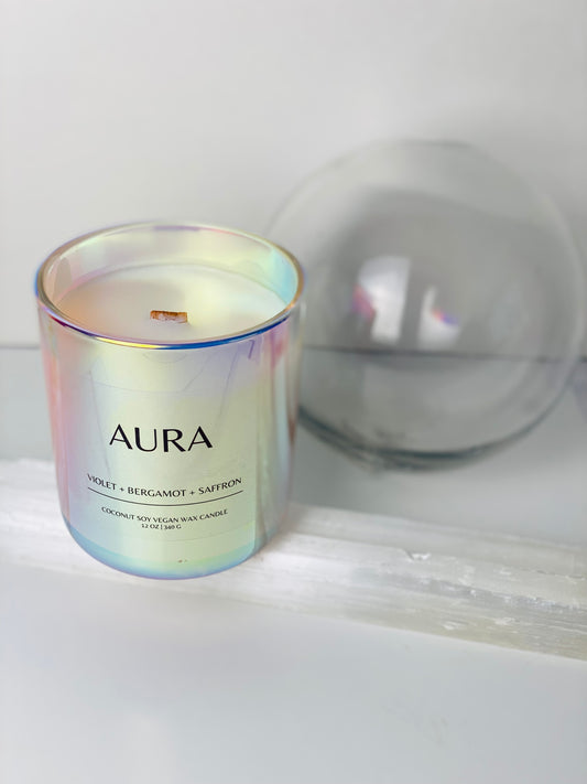 black violet and saffron bergamot candle Aura